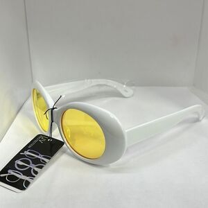 Retro White Frame Women’s Sunglasses